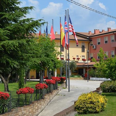 Hotel Olioso Peschiera del Garda Exterior foto