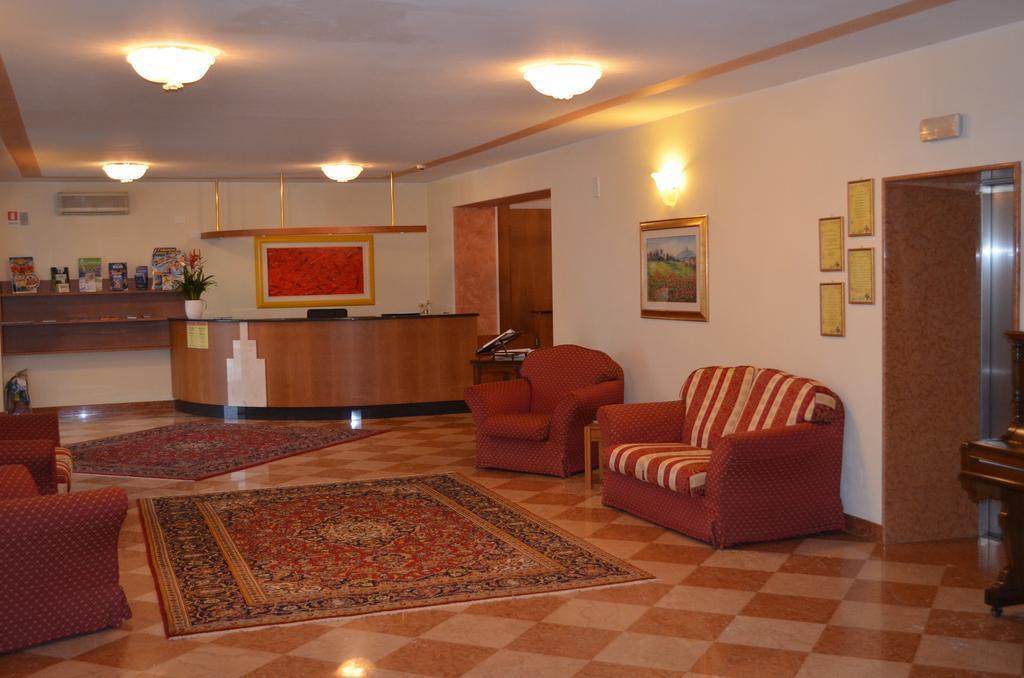 Hotel Olioso Peschiera del Garda Exterior foto